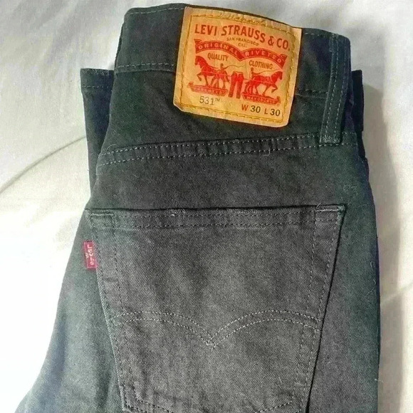 Levi's Distressed black Jean‼️NWOT‼️ - Picture 3 of 4